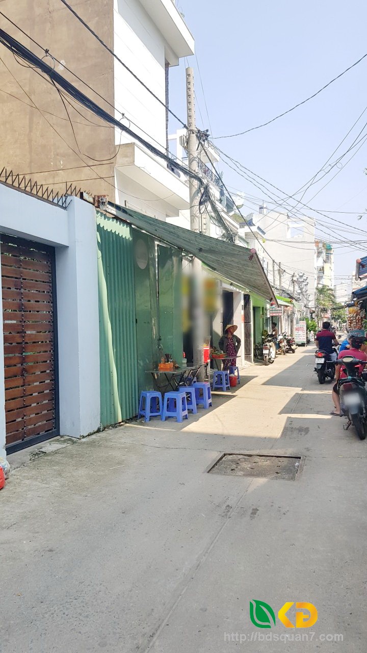 Bán nhà nát hẻm  xe hơi 350 Huỳnh Tấn Phát Quận 7